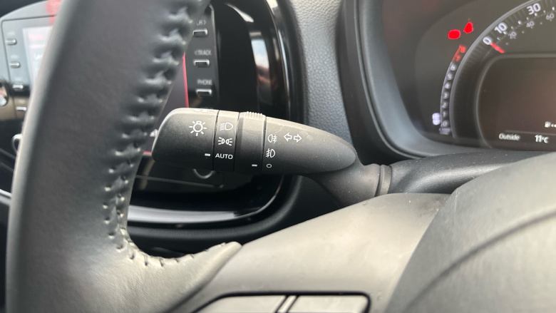 Toyota Aygo X 1.0 VVT-i Edge 5dr Petrol Hatchback